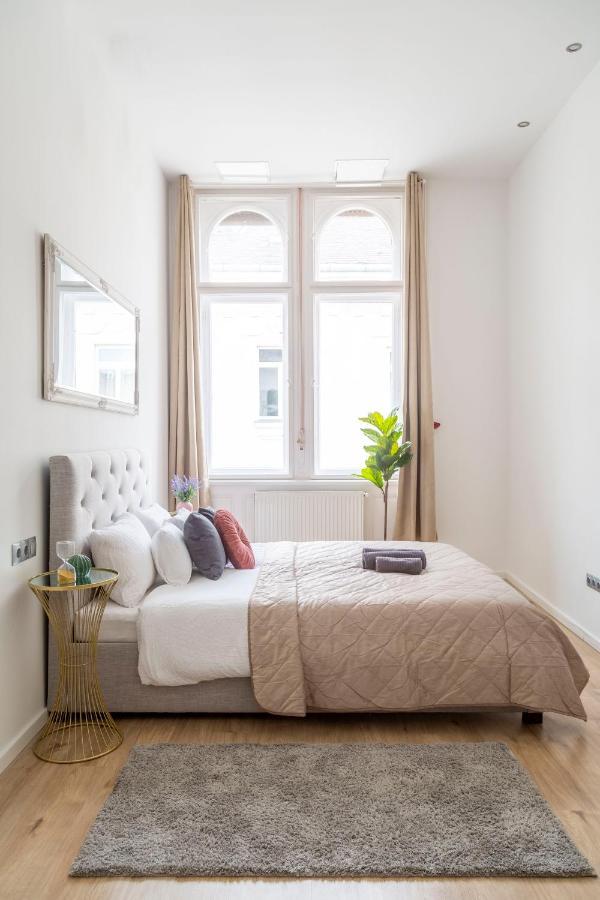 Exclusive Central Apartment Next To The Fashion Street Budapest Exterior foto